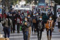 Chilenos - Confianza de consumidores vuelve a bajar en noviembre