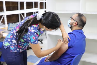 Cesfam Puerto Varas inicia campaña de vacunación contra la Influenza