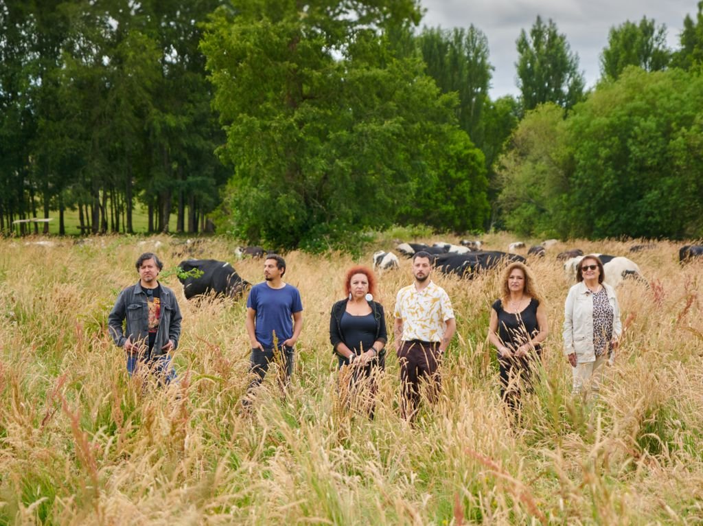 Centro Cultural Bosque Nativo presenta dos exposiciones imperdibles: Canta o Nada y Vacas Sagradas