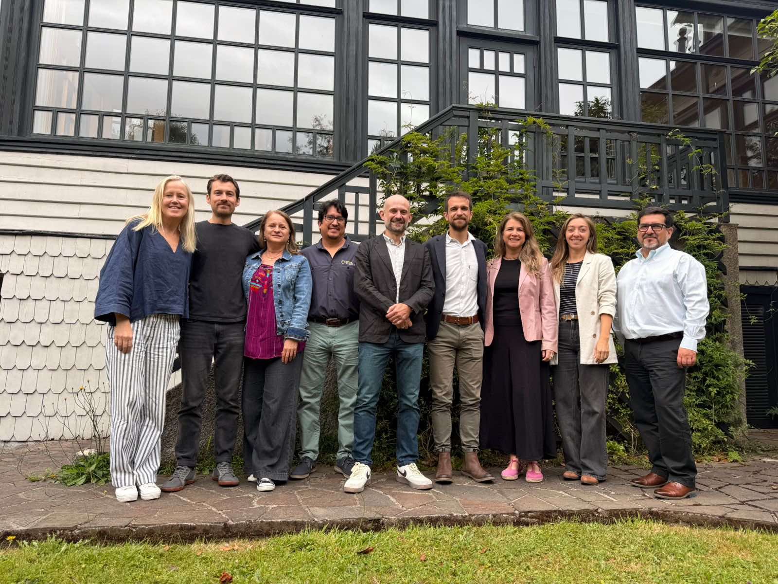 Puerto Varas sella alianza internacional en biotecnología