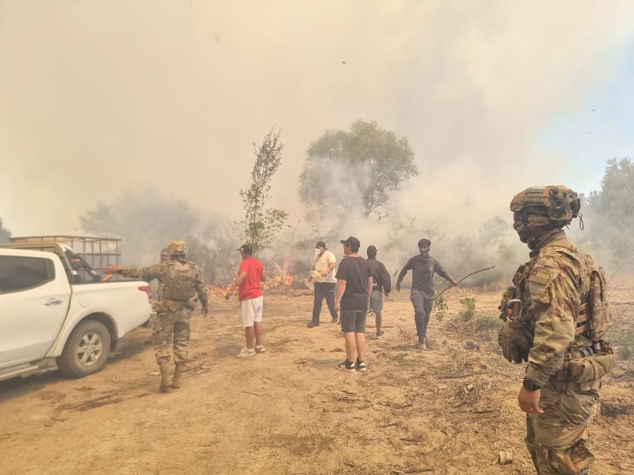 Despliegue del Ejército por incendios forestales en BíoBío y Ñuble