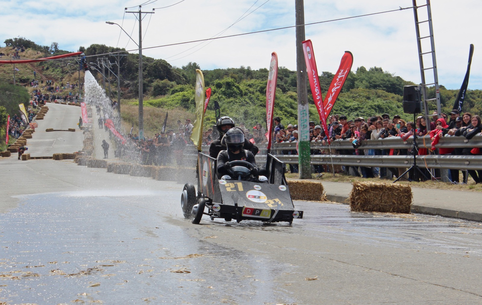 Carrera de Carros Locos Diario Puerto Varas