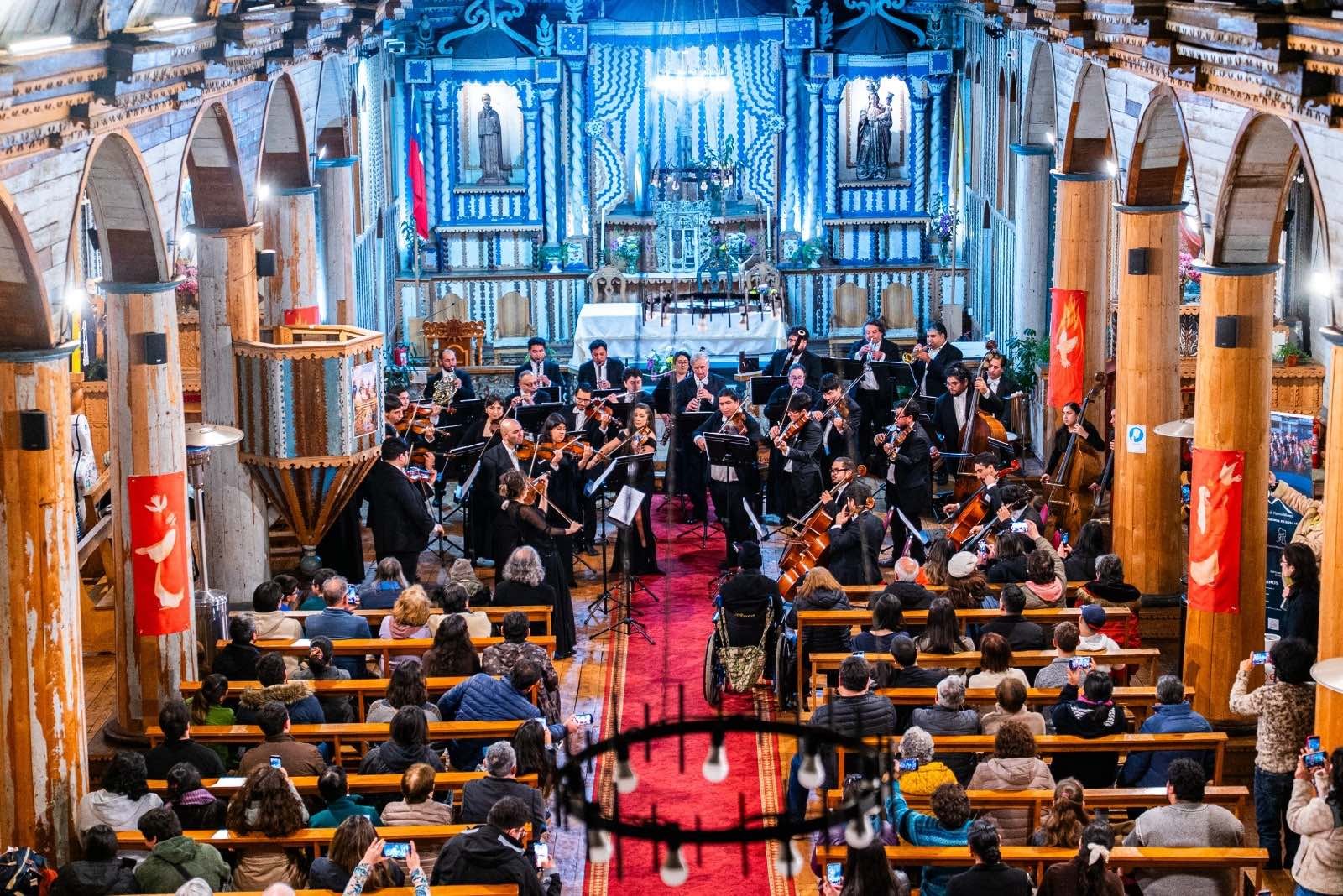 La Orquesta de Cámara de Puerto Montt presenta “Solistas y Sinfonías”