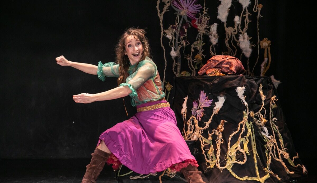 Reversible llega desde Buenos Aires al Teatro Municipal Diego Rivera