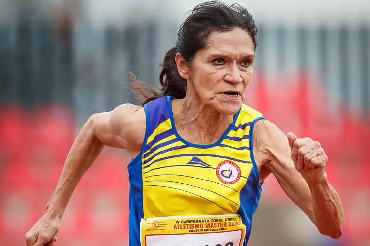 Sara Montecinos - Atleta - Diario Puerto Varas - Mujeres Líderes